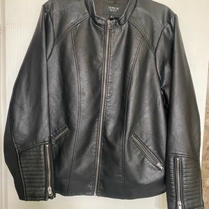 Leather jacket-cute